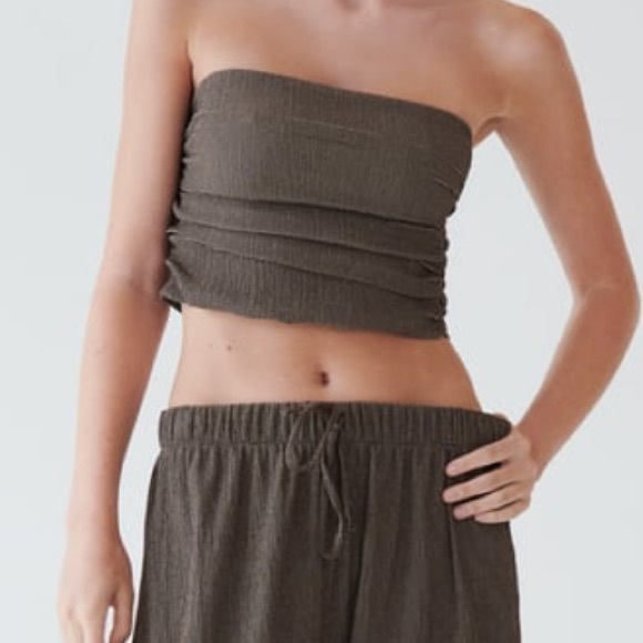 ZARA Ruched Textured Tube Top - Picture 2 of 5